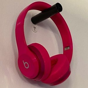 Wired Pink Beats Solo 2 (With Original Accessories and Audio Cable)